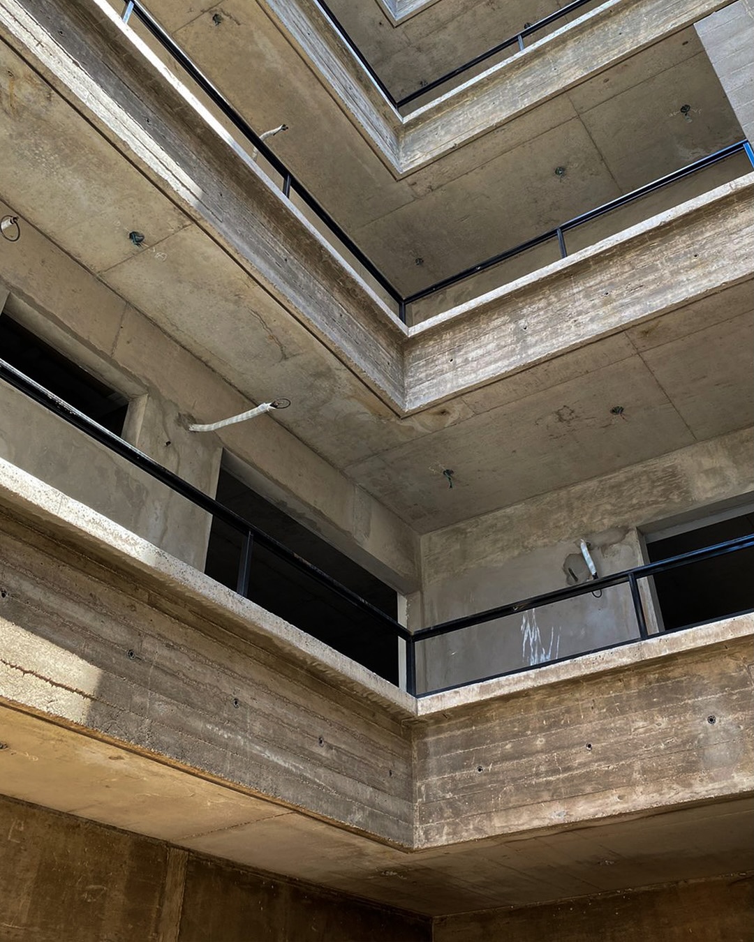 Vista de balcones desde interior