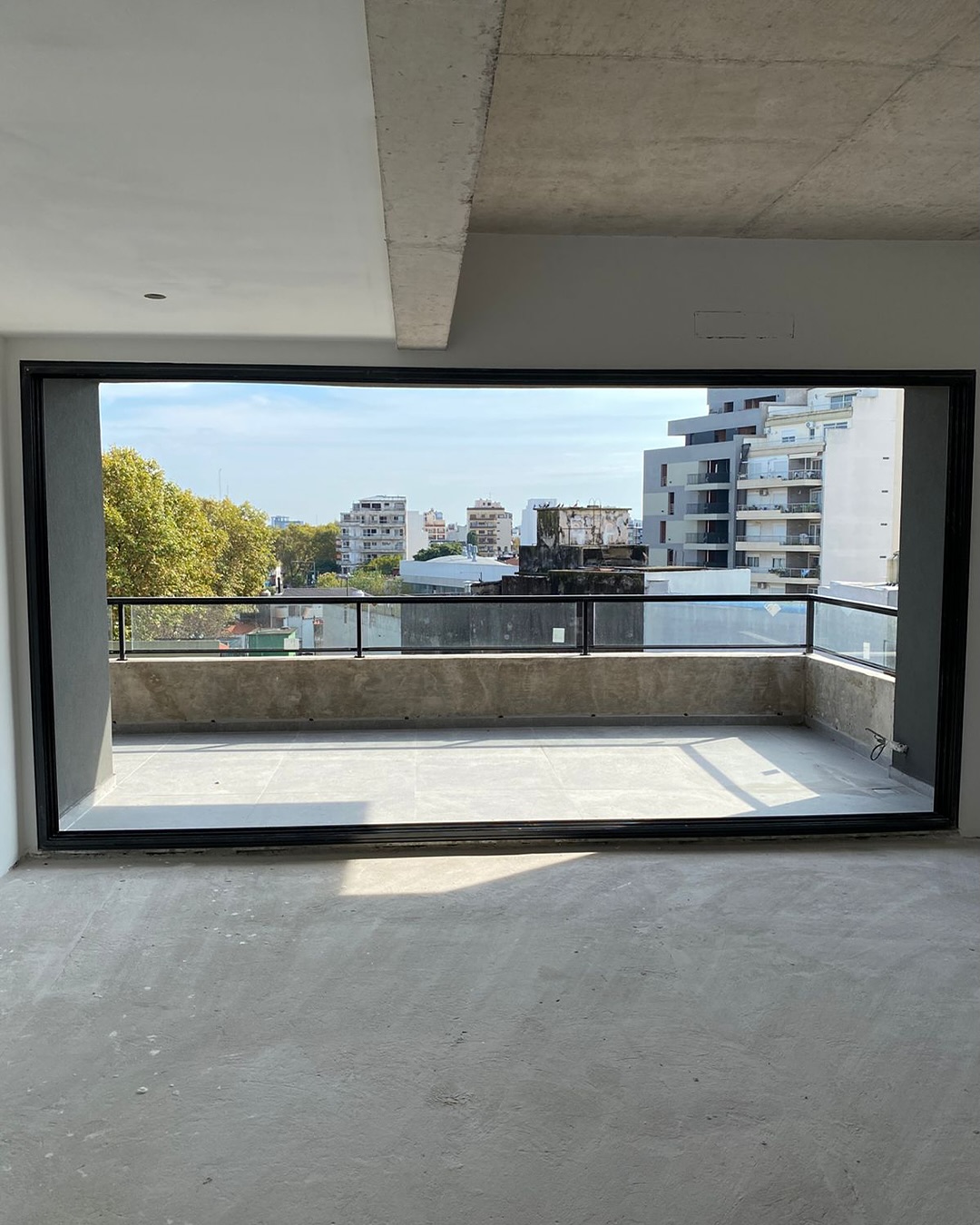 Balcón con vista a la ciudad
