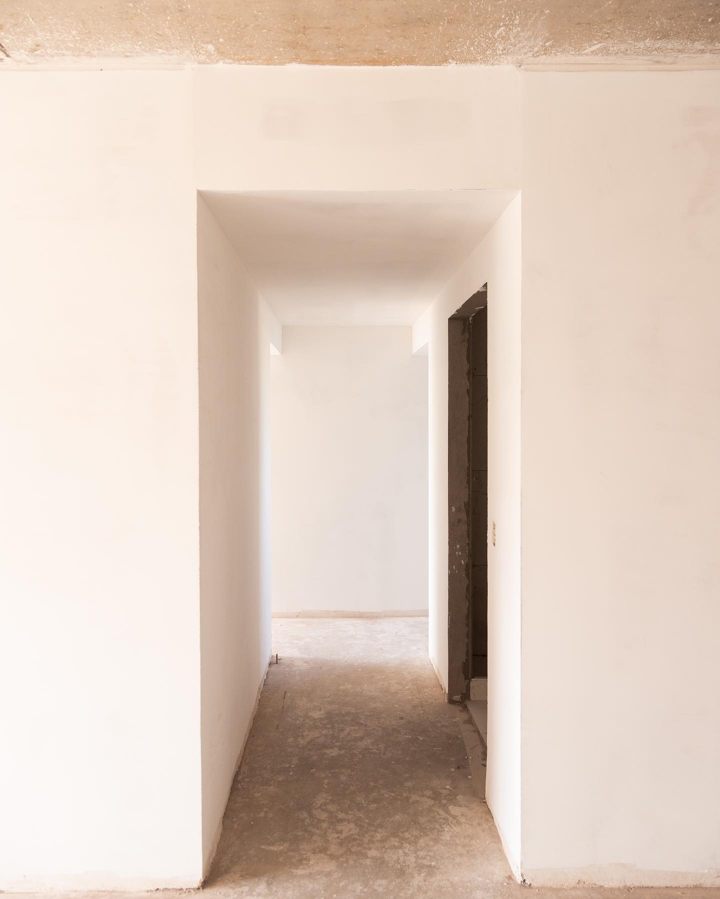 Pasillo interior terminado